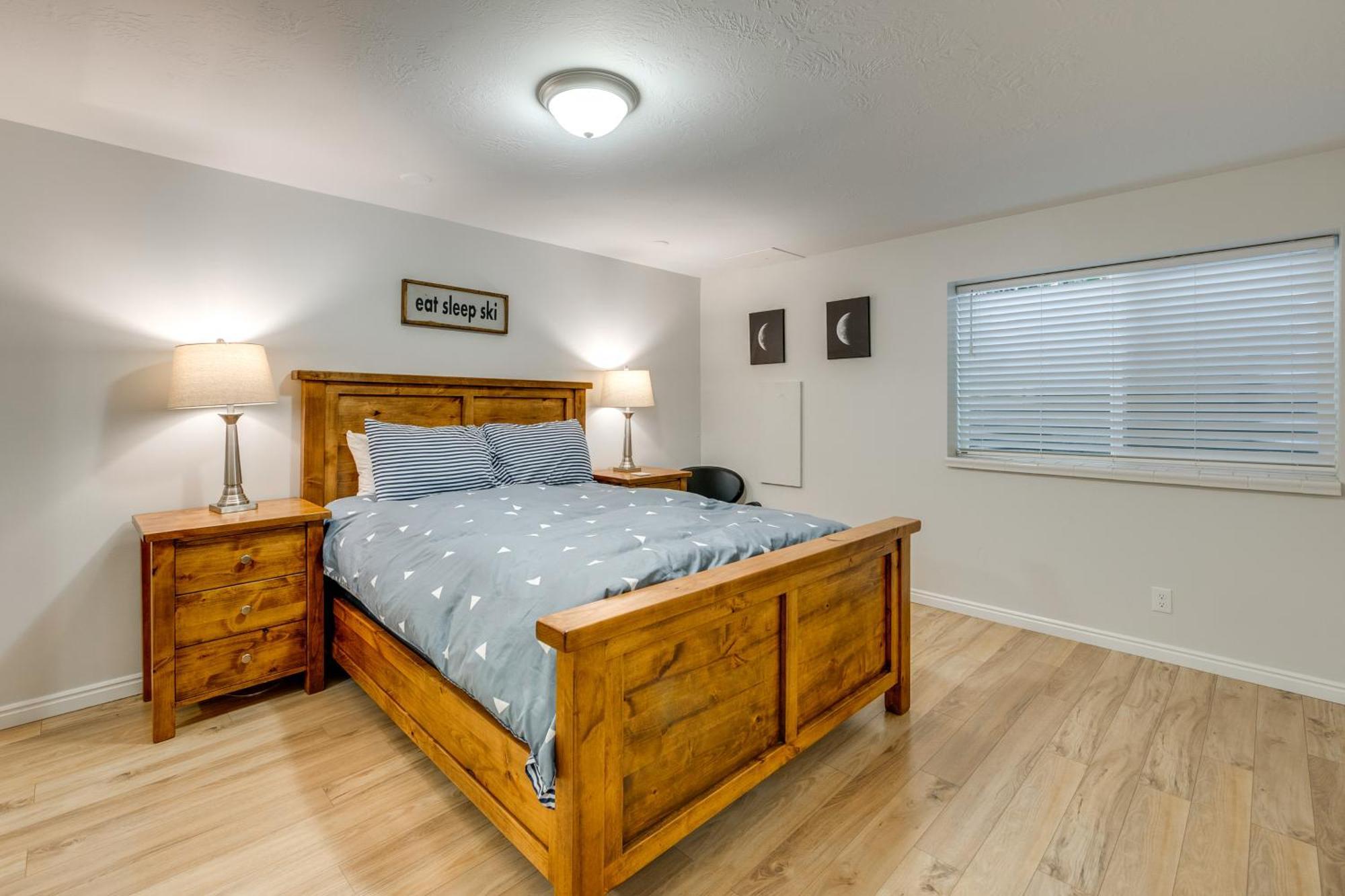 Updated Home With Mtn Views 8 Mi To Snowbird Resort Sandy Exterior photo