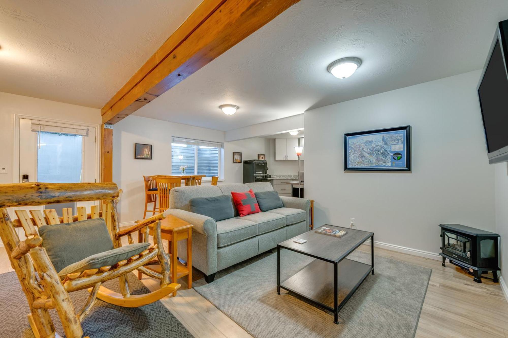 Updated Home With Mtn Views 8 Mi To Snowbird Resort Sandy Exterior photo